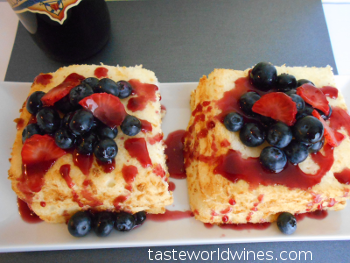 Angel Food Cake With Blueberries and Sauce