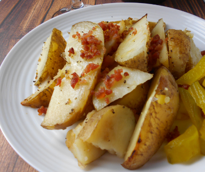 Ingredients for Crockpot Wedges with Meaty Bacon Bits 