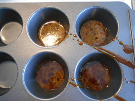 Flan Sugar in The Muffin Pan